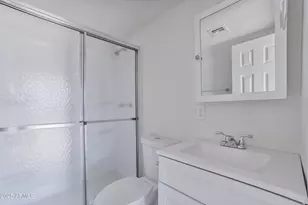 32455 S Lisa Dr, Black Canyon City, AZ 85324 - Photo 10