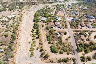 32455 S Lisa Dr, Black Canyon City, AZ 85324 - Photo 16