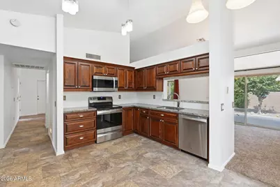 1562 E Gleneagle Drive, Chandler, AZ 85249 - Photo 4