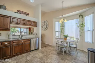 1562 E Gleneagle Dr, Chandler, AZ 85249 - Photo 8