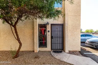 2431 E Tracy Lane #1, Phoenix, AZ 85032 - Photo 22