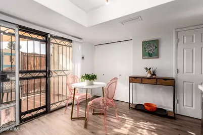 2431 E Tracy Lane #1, Phoenix, AZ 85032 - Photo 8