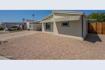 10951 N 91st Avenue #32, Peoria, AZ 85345 - Photo 2