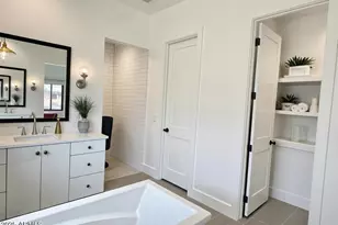 2725 E Derringer Ct, Gilbert, AZ 85297 - Photo 18