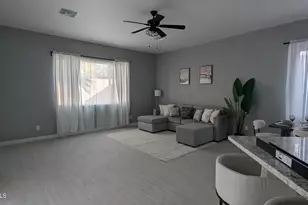 7517 N 86th Ave, Glendale, AZ 85305 - Photo 18