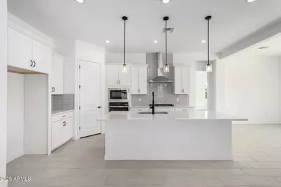 24152 N 172nd Avenue, Surprise, AZ 85387 - Photo 2