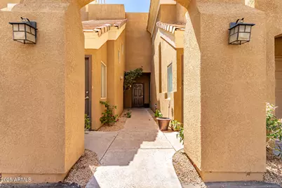 4644 N 22nd Street #1137, Phoenix, AZ 85016 - Photo 2