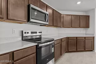 24661 W Jessica Ln, Buckeye, AZ 85326 - Photo 6