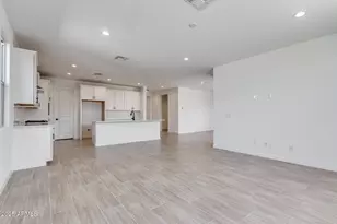 15834 W Bronco Trl, Surprise, AZ 85387 - Photo 8