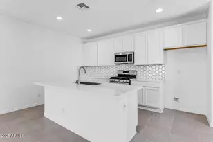 14604 W Sand Hills Rd, Surprise, AZ 85387 - Photo 12