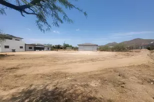 3215 N 83rd St, Mesa, AZ 85207 - Photo 12