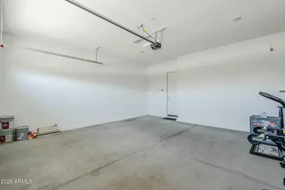 18934 W Sierra Street, Surprise, AZ 85388 - Photo 34