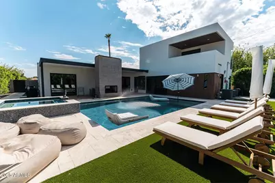 4334 E Lewis Avenue, Phoenix, AZ 85008 - Photo 1