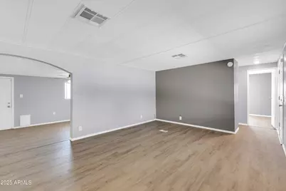 9472 E Escondido Avenue, Mesa, AZ 85208 - Photo 6