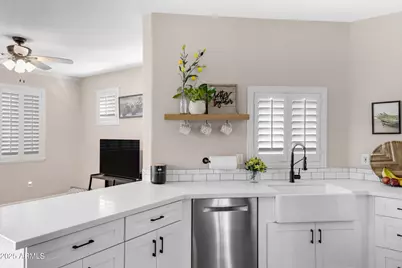 1576 E Jasper Court #E, Gilbert, AZ 85296 - Photo 14