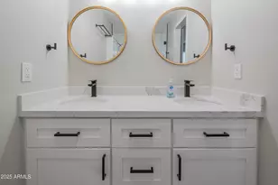 1849 E Watson Dr, Tempe, AZ 85283 - Photo 18