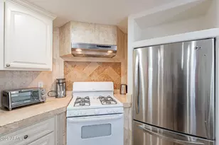 15606 S Gilbert Rd, Chandler, AZ 85225 - Photo 10