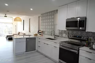 3650 E Montecito Ave, Phoenix, AZ 85018 - Photo 8