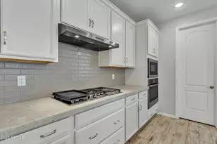 15236 W Portland St, Goodyear, AZ 85338 - Photo 8