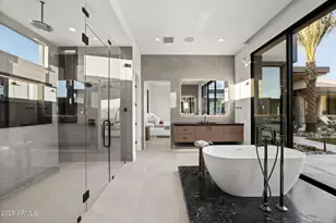 7001 E Paradise Dr, Scottsdale, AZ 85254 - Photo 20