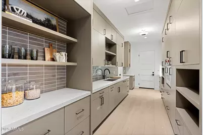 7001 E Paradise Drive, Scottsdale, AZ 85254 - Photo 14