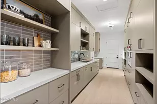 7001 E Paradise Dr, Scottsdale, AZ 85254 - Photo 14