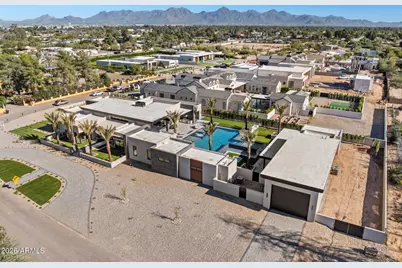 7001 E Paradise Drive, Scottsdale, AZ 85254 - Photo 2