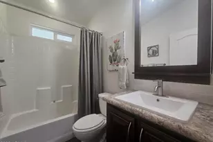 650 N Hawes Rd, Mesa, AZ 85207 - Photo 18