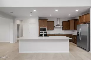 17782 W Getty Dr, Goodyear, AZ 85338 - Photo 10