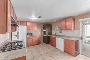 120 N Val Vista Dr, Mesa, AZ 85213 - Photo 10