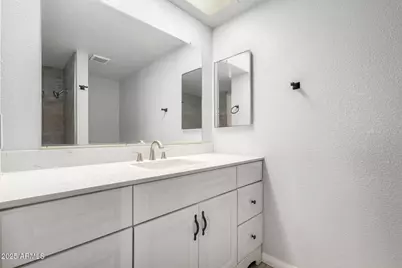 8414 W Monterosa Street, Phoenix, AZ 85037 - Photo 16