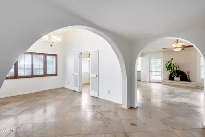 319 E Hackamore Street, Mesa, AZ 85201 - Photo 10