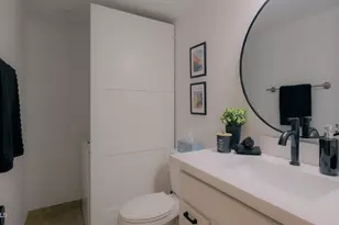 7940 E Camelback Rd, Scottsdale, AZ 85251 - Photo 26