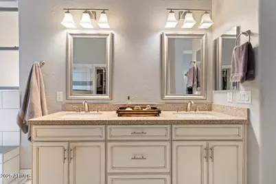 21109 W Sunrise Lane, Buckeye, AZ 85396 - Photo 22