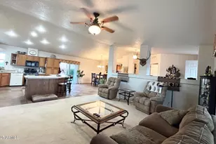 23335 W Staghorn Ln, Congress, AZ 85332 - Photo 24