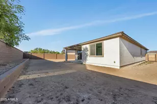 8944 N 180th Dr, Waddell, AZ 85355 - Photo 32