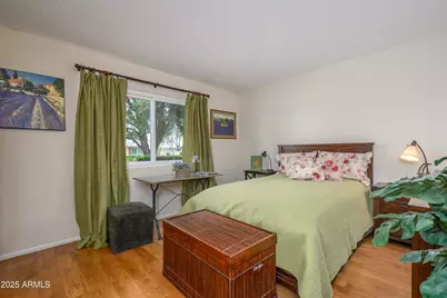 11014 W Santa Fe Drive, Sun City, AZ 85351 - Photo 10