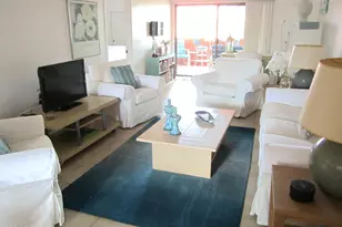 4303 E Cactus Rd, Phoenix, AZ 85032 - Photo 1