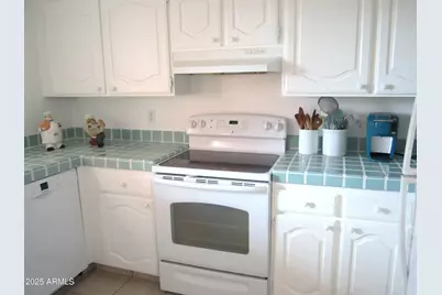4303 E Cactus Road #413, Phoenix, AZ 85032 - Photo 12