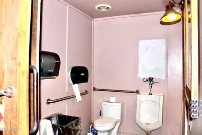 416 W Sullivan Street, Miami, AZ 85539 - Photo 32