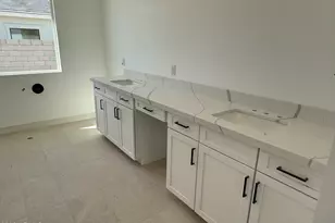 6452 E Omega Cir, Mesa, AZ 85215 - Photo 14