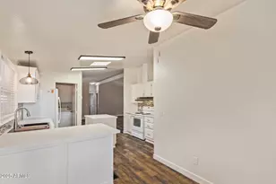 3901 E Pinnacle Peak Rd, Phoenix, AZ 85050 - Photo 10