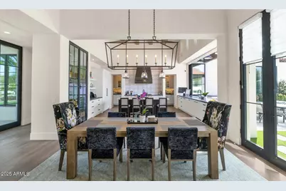 5353 E Sanna Street, Paradise Valley, AZ 85253 - Photo 8