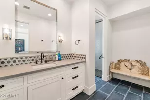 5353 E Sanna St, Paradise Valley, AZ 85253 - Photo 24