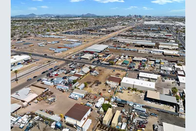 424 S 31st Avenue, Phoenix, AZ 85009 - Photo 2