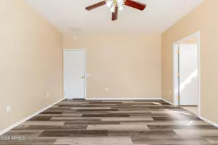 20828 N Shadow Mountain Dr, Surprise, AZ 85374 - Photo 10