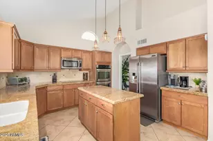 5259 E Paradise Ln, Scottsdale, AZ 85254 - Photo 8