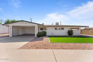 8044 N 10th Pl, Phoenix, AZ 85020 - Photo 1