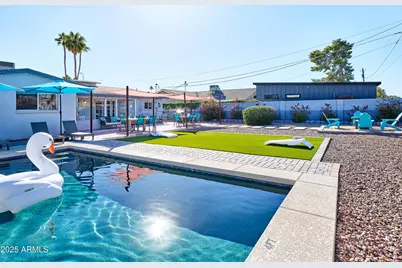 8444 E Piccadilly Road, Scottsdale, AZ 85251 - Photo 1