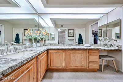 17404 N 99th Avenue #318, Sun City, AZ 85373 - Photo 16